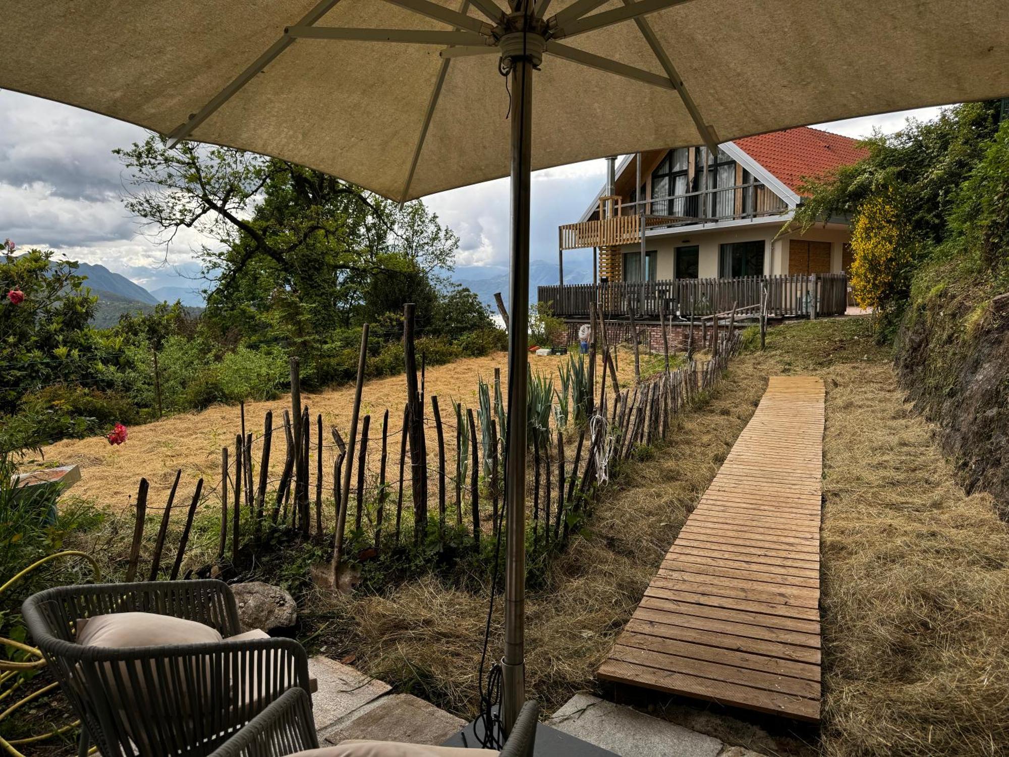 Agriturismo Voeuja Lago Maggiore Luino Ngoại thất bức ảnh